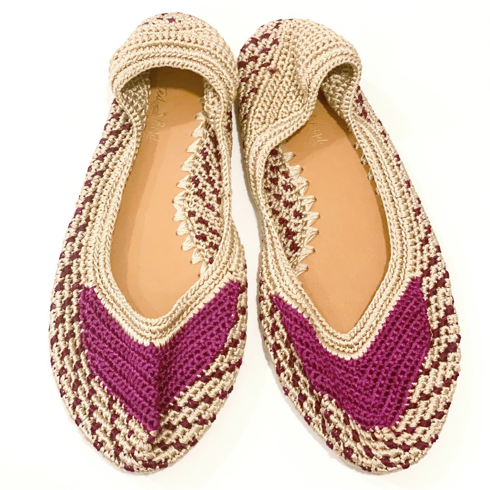 Anthropologie • Painted Bird Crochet Flats
